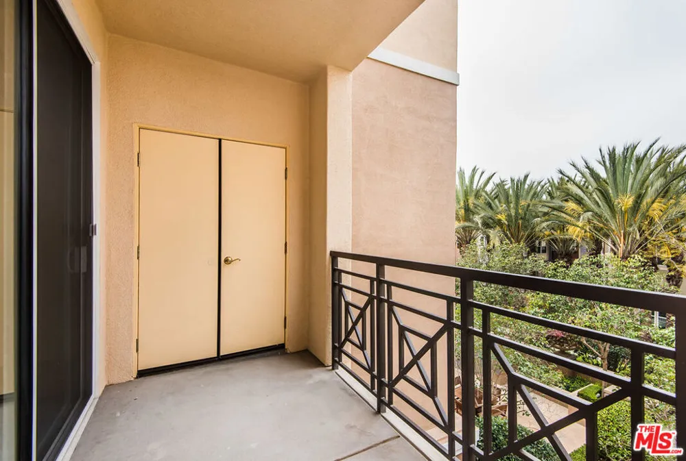 13075 Pacific #317 Playa Vista, CA 90094