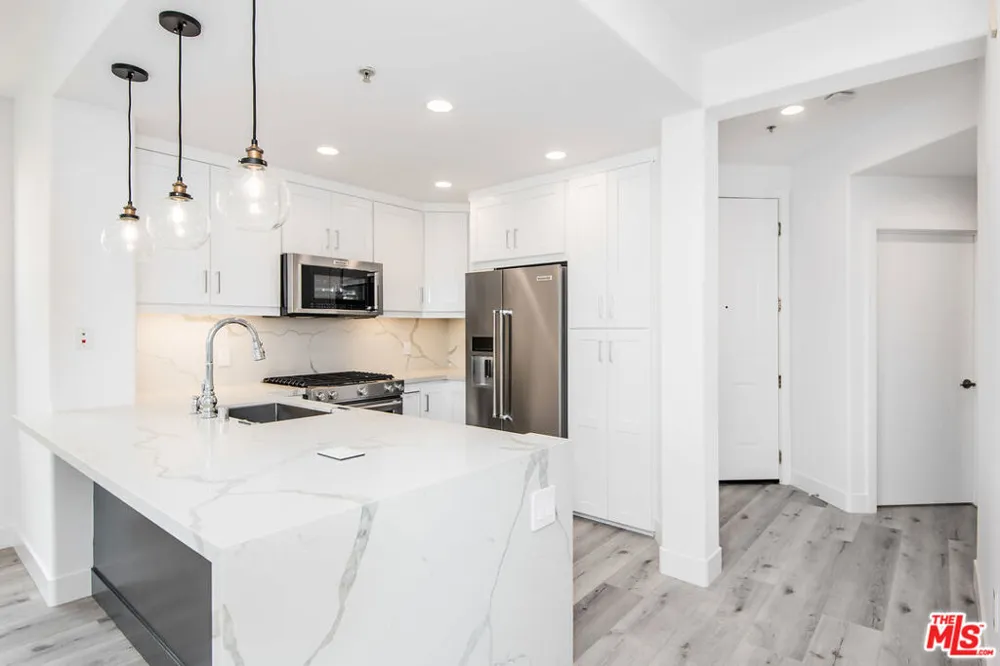 13075 Pacific #317 Playa Vista, CA 90094