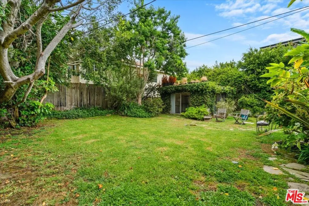1365 Palms Boulevard Los Angeles, CA 90291