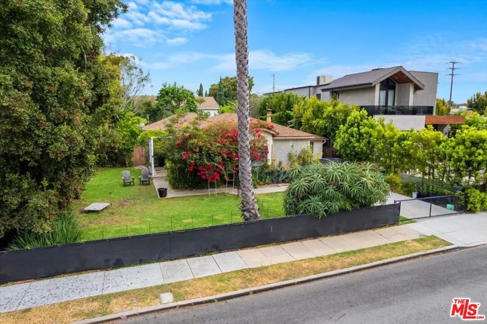 1365 Palms Boulevard Los Angeles, CA 90291