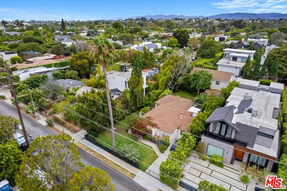 1365 Palms Boulevard Los Angeles, CA 90291