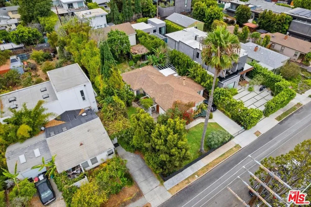 1365 Palms Boulevard Los Angeles, CA 90291