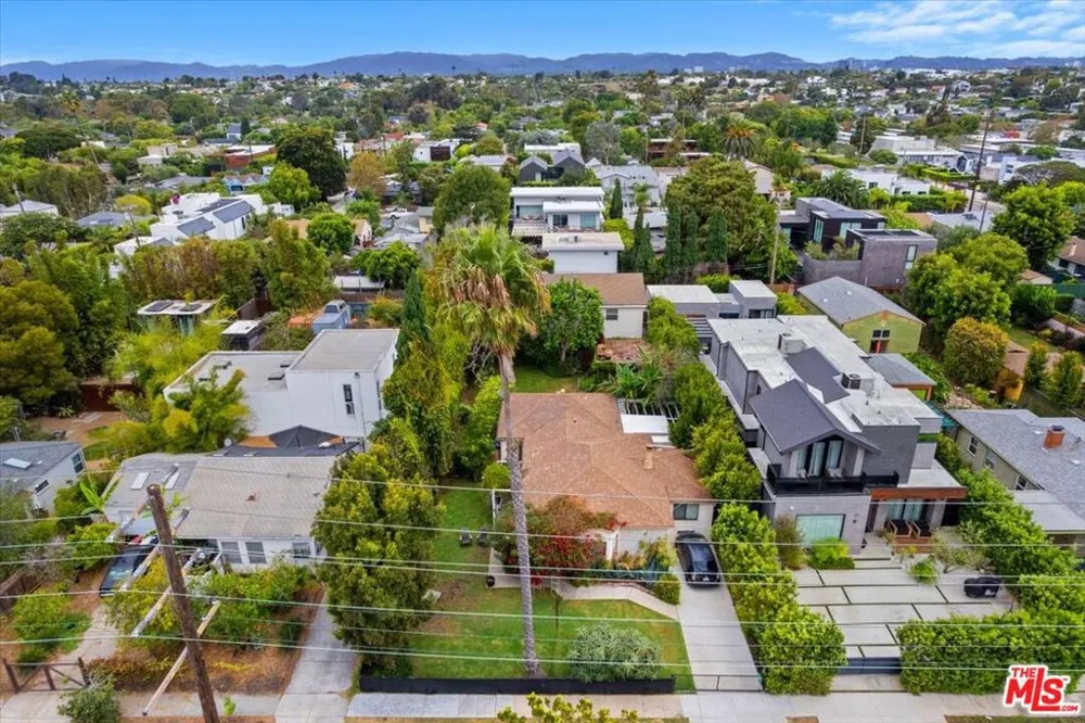 1365 Palms Boulevard Los Angeles, CA 90291