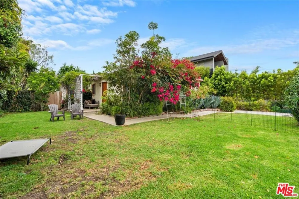 1365 Palms Boulevard Los Angeles, CA 90291