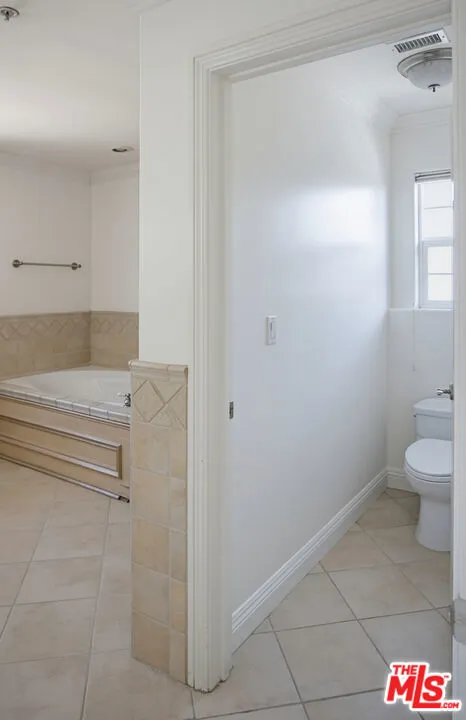 8485 Val Verde Drive West Hills, CA 91304