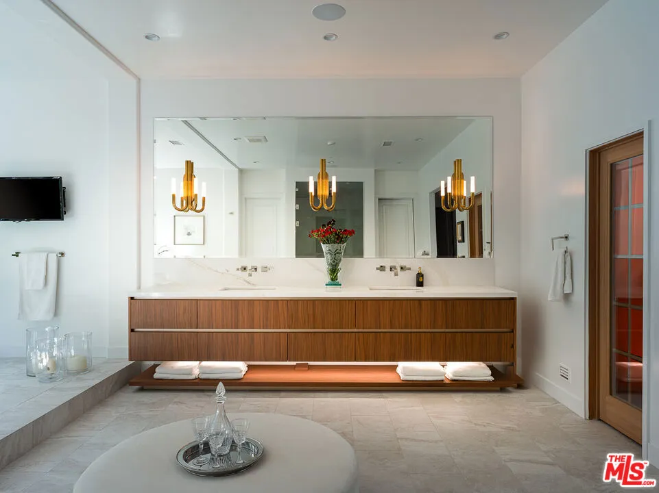 5192 Parkway Calabasas Calabasas, CA 91302