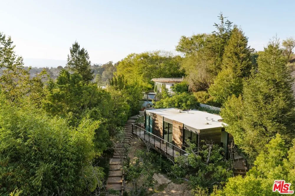 2644 Eden Place Los Angeles, CA 90210