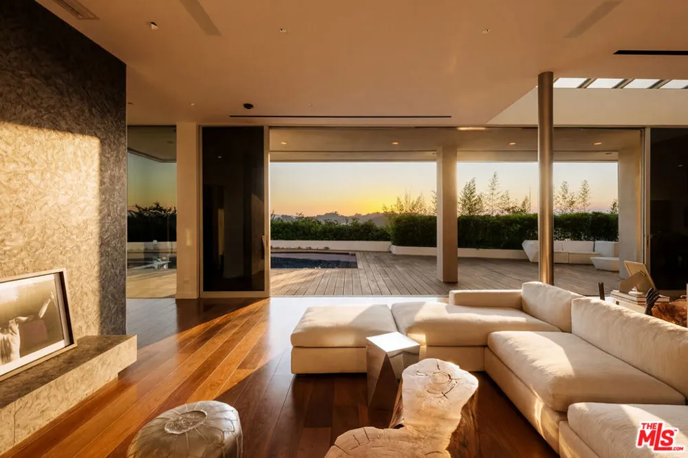 2644 Eden Place Los Angeles, CA 90210
