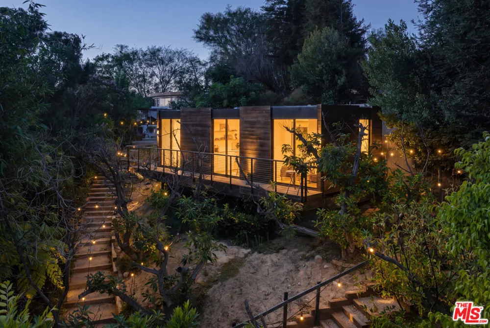 2644 Eden Place Los Angeles, CA 90210
