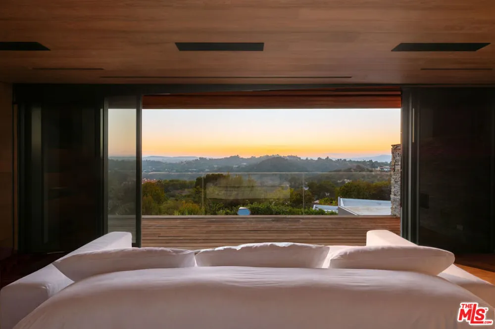 2644 Eden Place Los Angeles, CA 90210