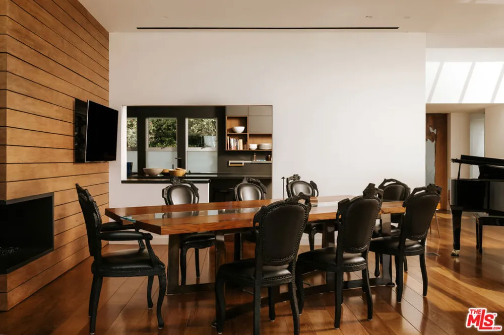 2644 Eden Place Los Angeles, CA 90210