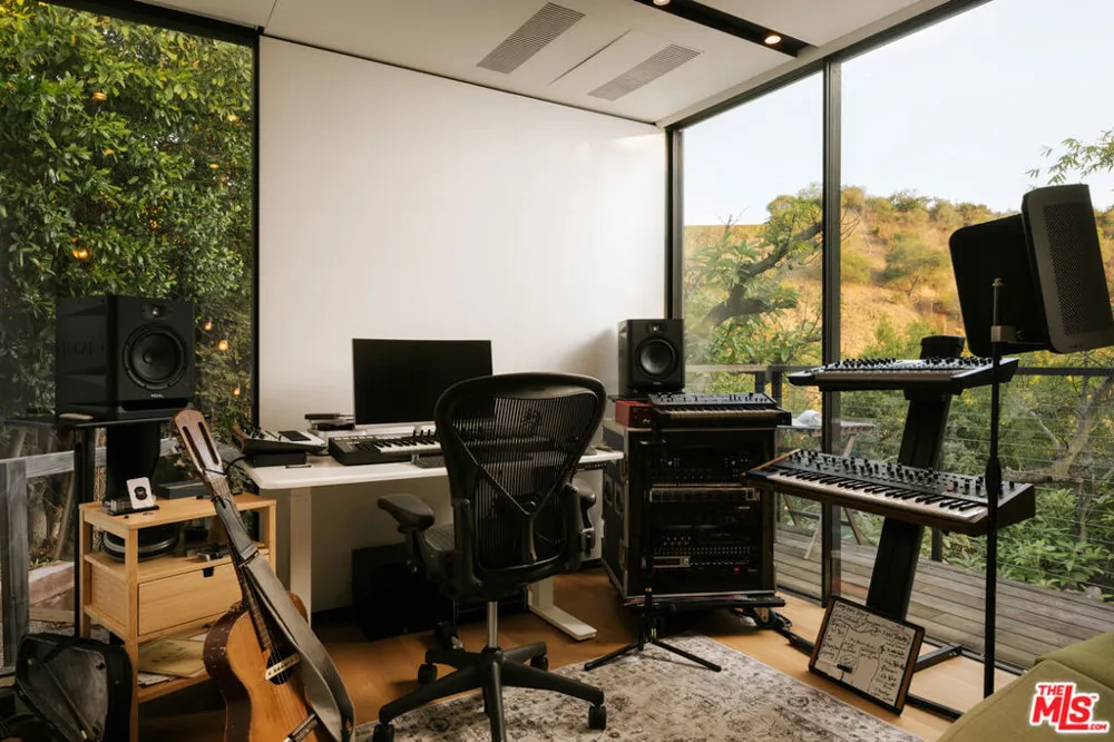 2644 Eden Place Los Angeles, CA 90210