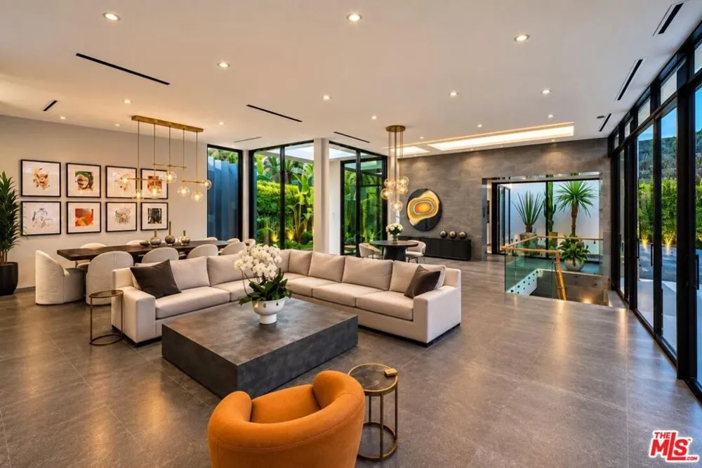 1049 Loma Vista Drive Beverly Hills, CA 90210