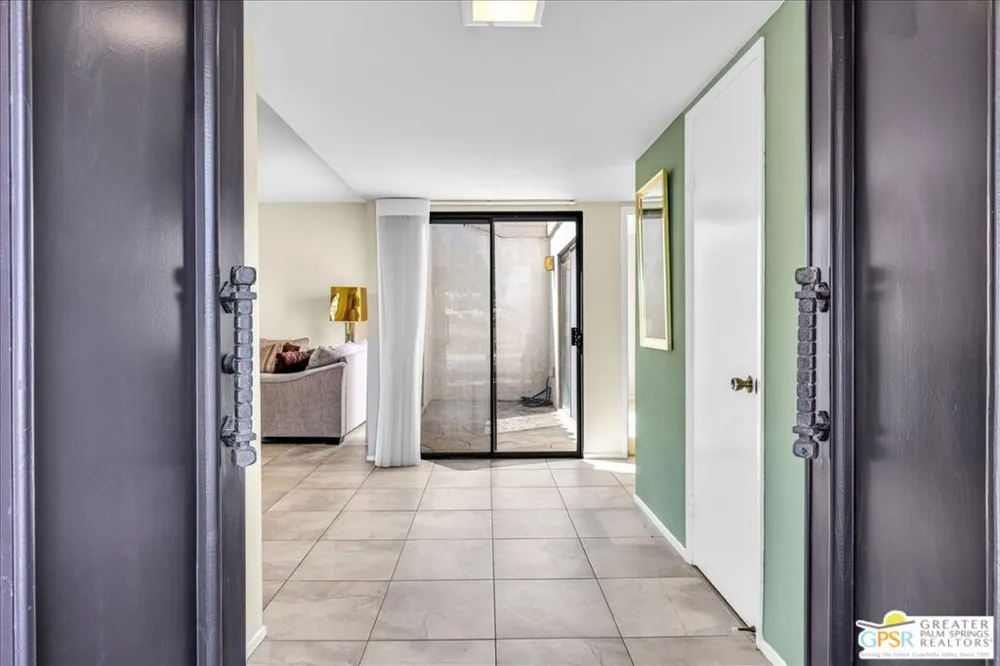 25 Toledo Drive Rancho Mirage, CA 92270