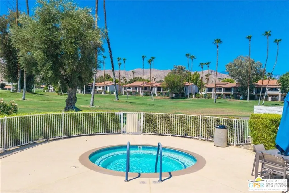 25 Toledo Drive Rancho Mirage, CA 92270