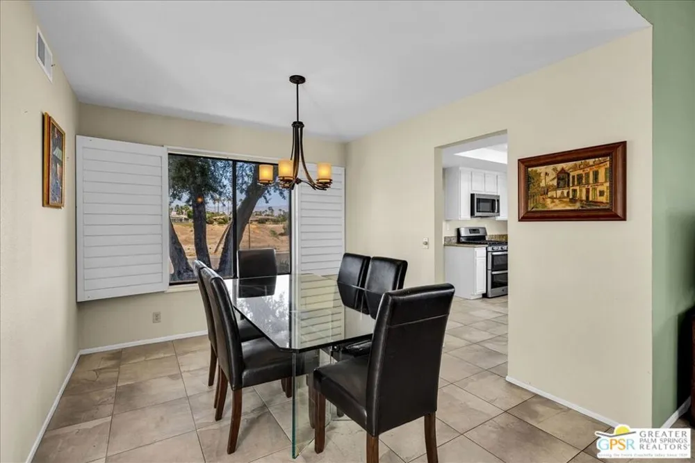 25 Toledo Drive Rancho Mirage, CA 92270