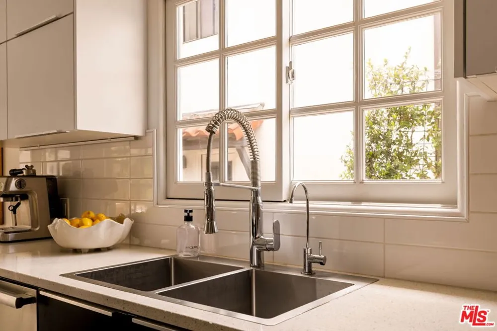 3214 Pearl Street Santa Monica, CA 90405