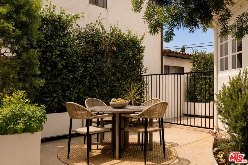 3214 Pearl Street Santa Monica, CA 90405