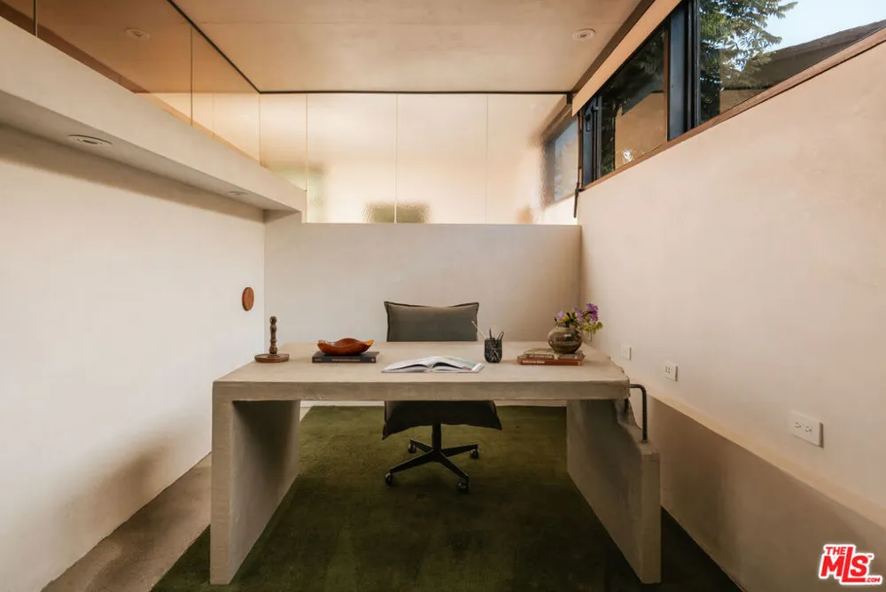 554 Westminster Avenue Los Angeles, CA 90291