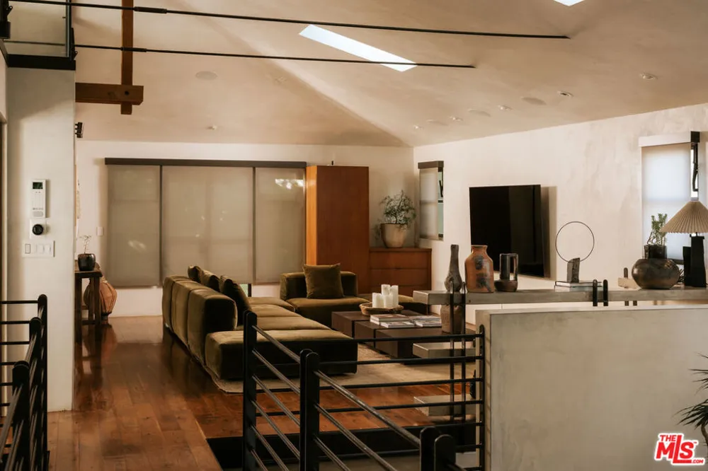 554 Westminster Avenue Los Angeles, CA 90291