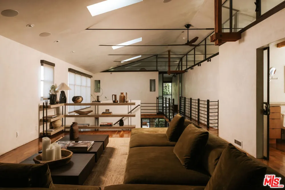 554 Westminster Avenue Los Angeles, CA 90291