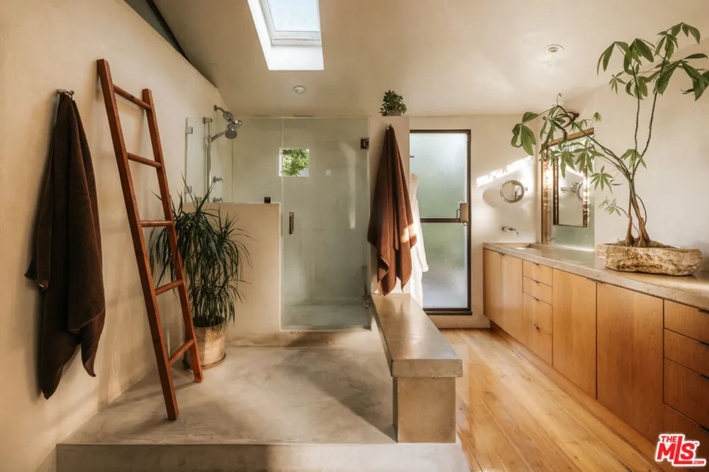 554 Westminster Avenue Los Angeles, CA 90291