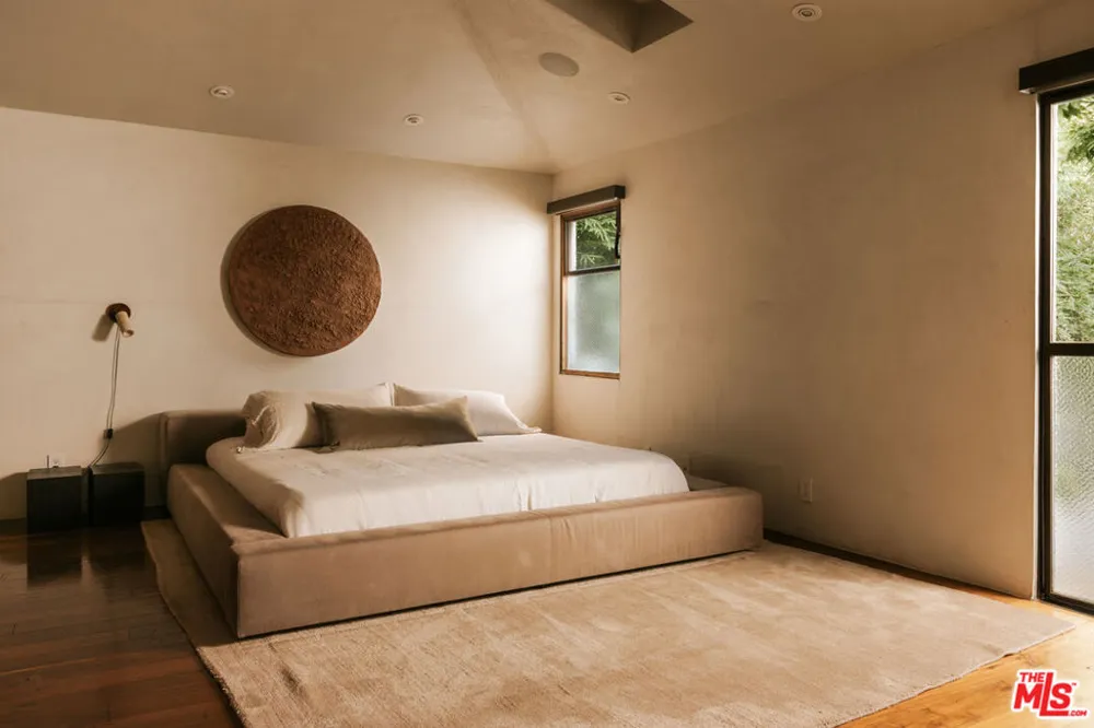 554 Westminster Avenue Los Angeles, CA 90291