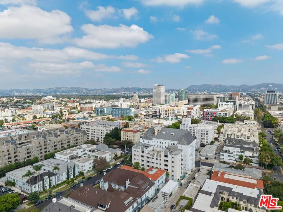 906 S Serrano Avenue #401 Los Angeles, CA 90006