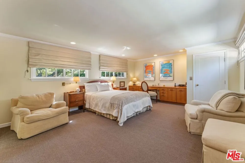607 Linden Drive Beverly Hills, CA 90210