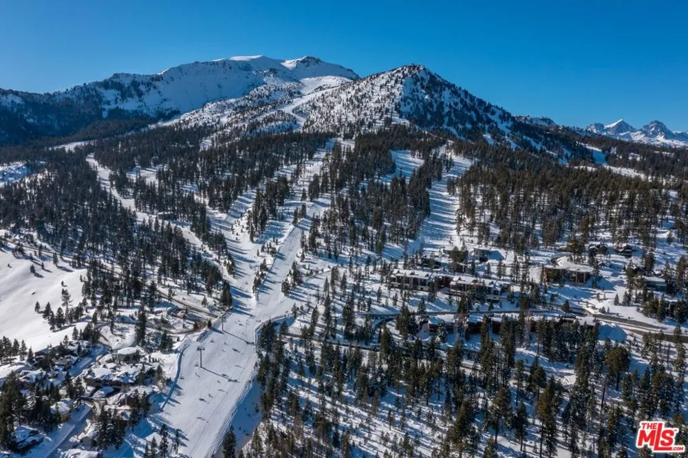 2113 Meridian Boulevard #148 Mammoth Lakes, CA 93546