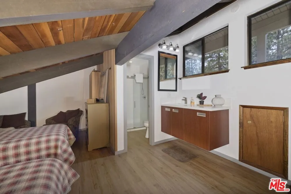 2113 Meridian Boulevard #148 Mammoth Lakes, CA 93546