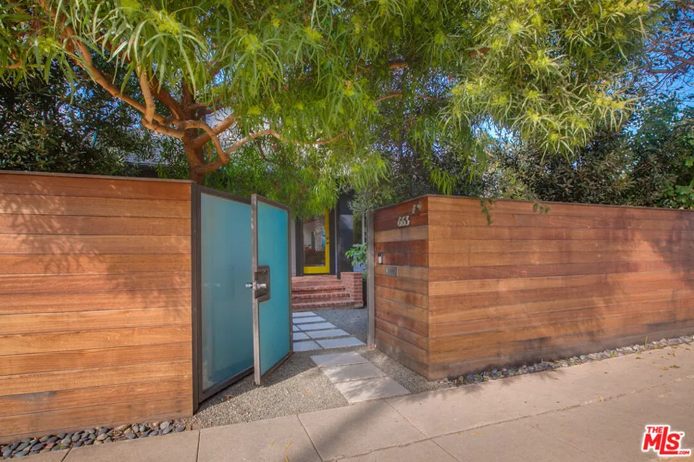 663 San Juan Avenue Los Angeles, CA 90291