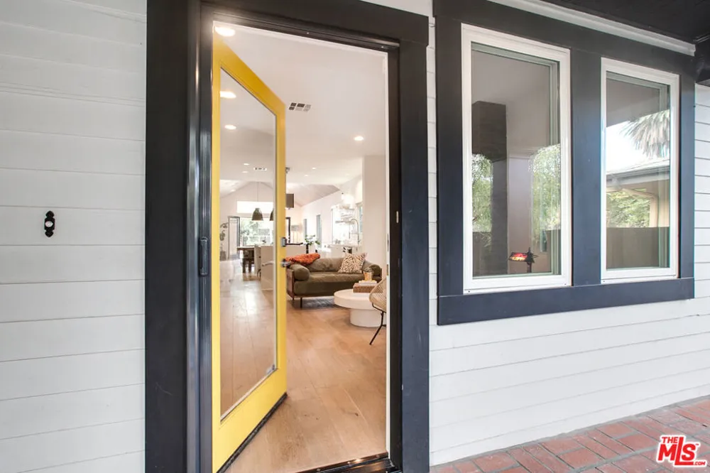 663 San Juan Avenue Los Angeles, CA 90291