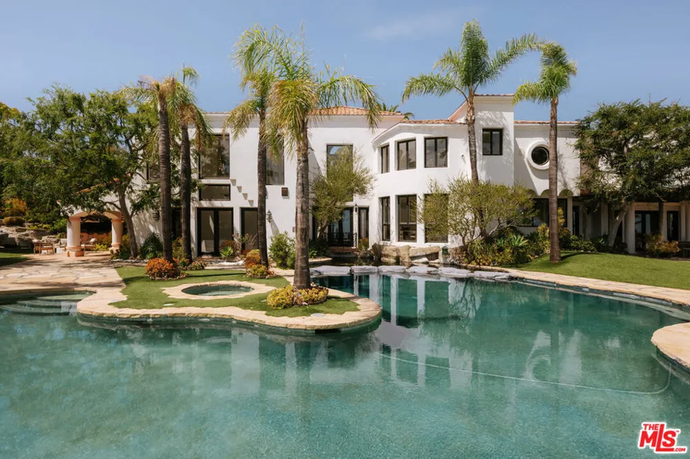 10502 Yellow Hill Road Malibu, CA 90265