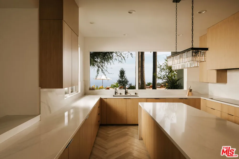 10502 Yellow Hill Road Malibu, CA 90265