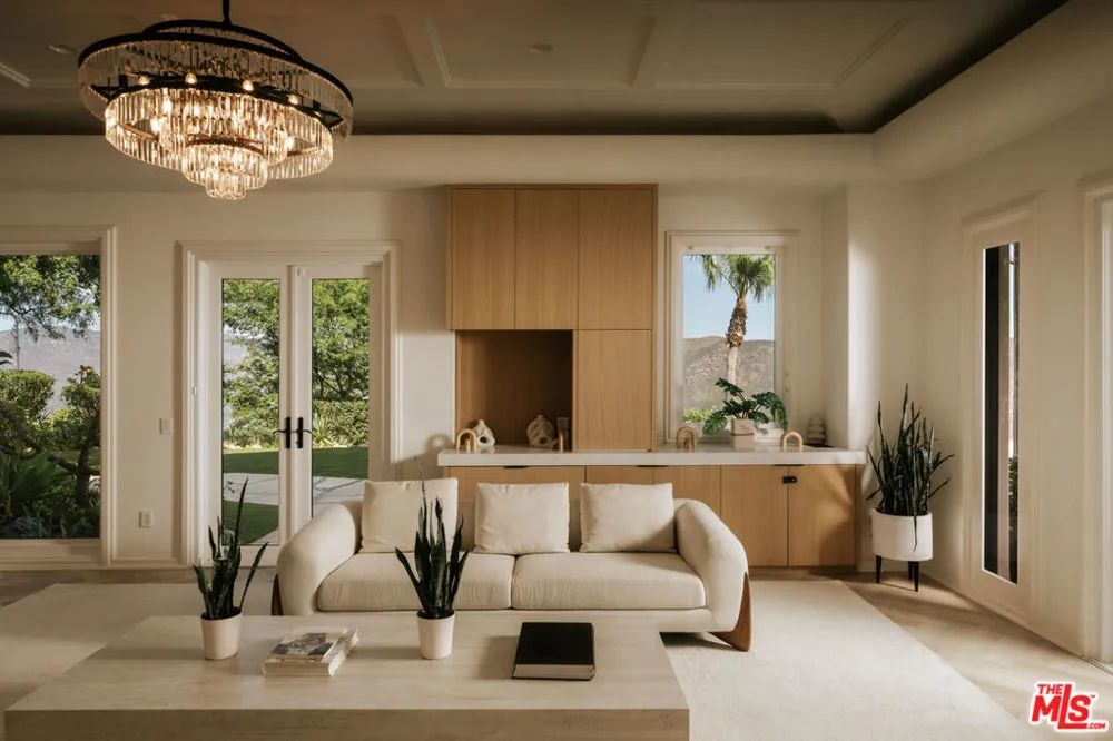 10502 Yellow Hill Road Malibu, CA 90265