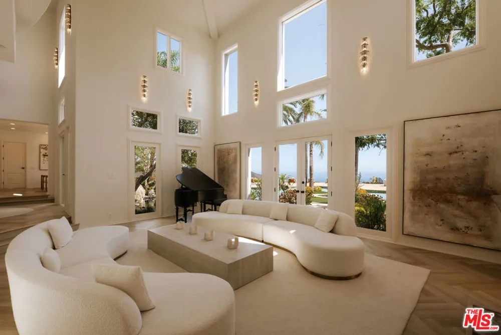 10502 Yellow Hill Road Malibu, CA 90265