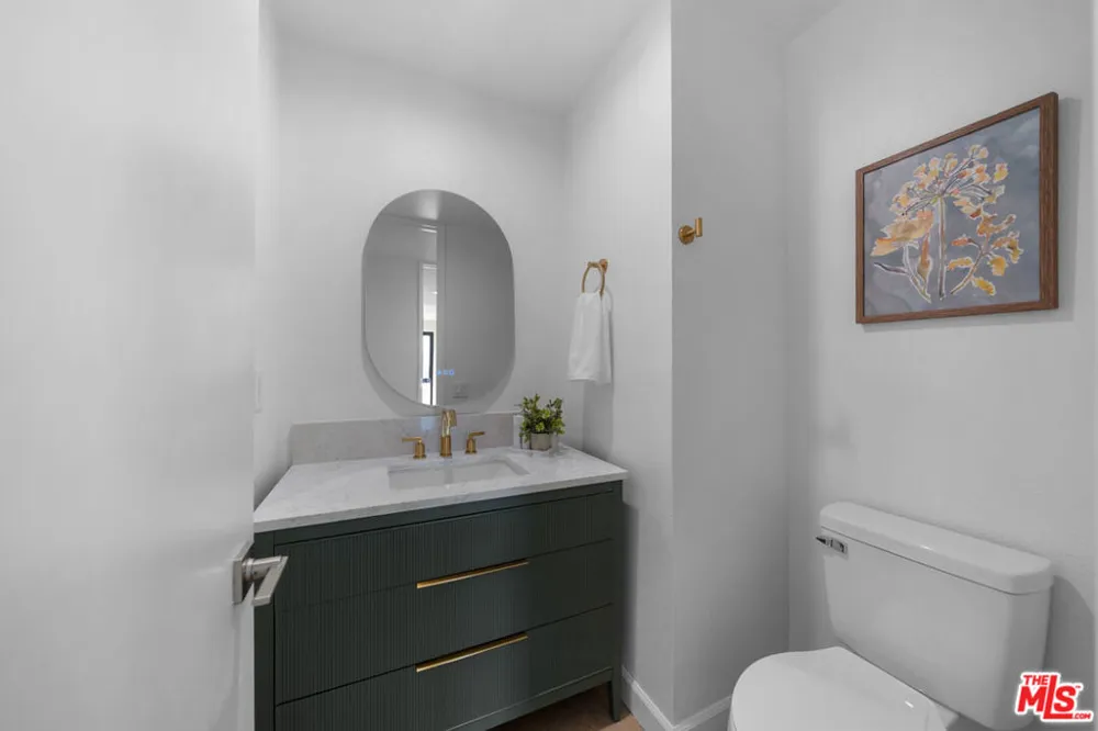 4477 Wilshire Boulevard #308 Los Angeles, CA 90010