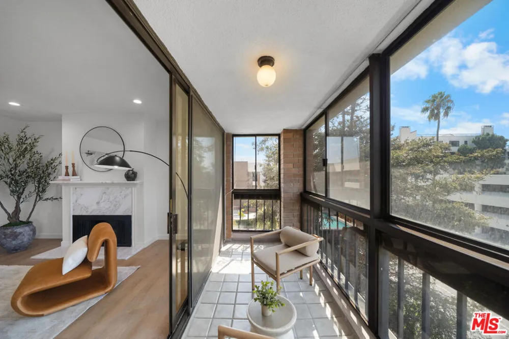 4477 Wilshire Boulevard #308 Los Angeles, CA 90010