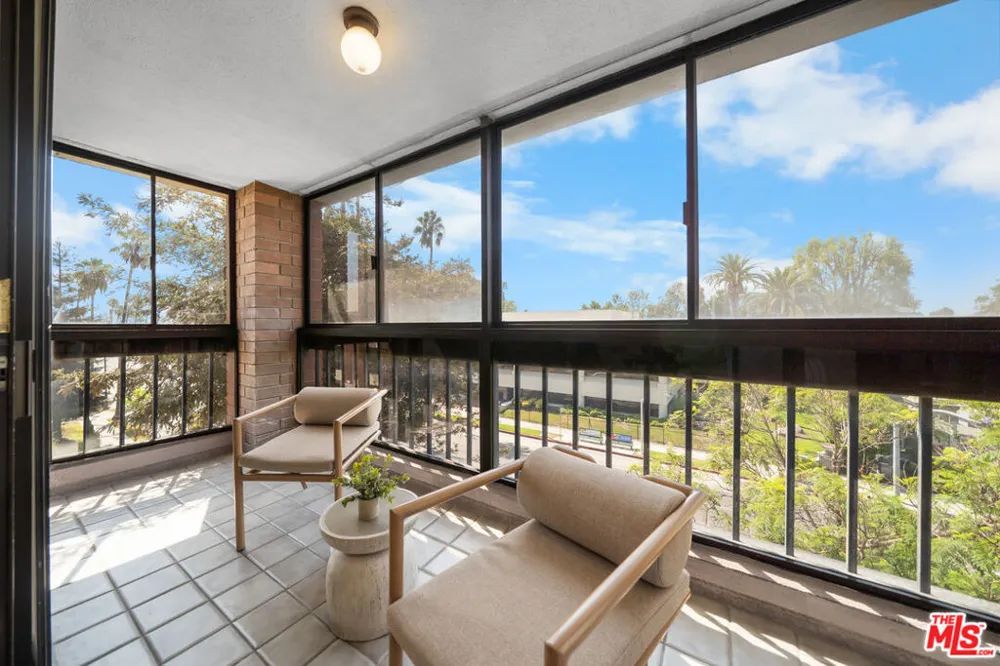 4477 Wilshire Boulevard #308 Los Angeles, CA 90010
