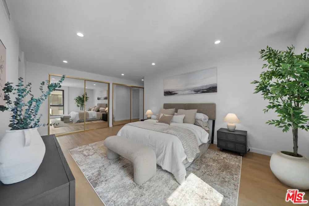 4477 Wilshire Boulevard #308 Los Angeles, CA 90010