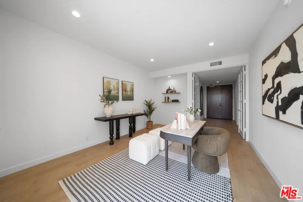 4477 Wilshire Boulevard #308 Los Angeles, CA 90010