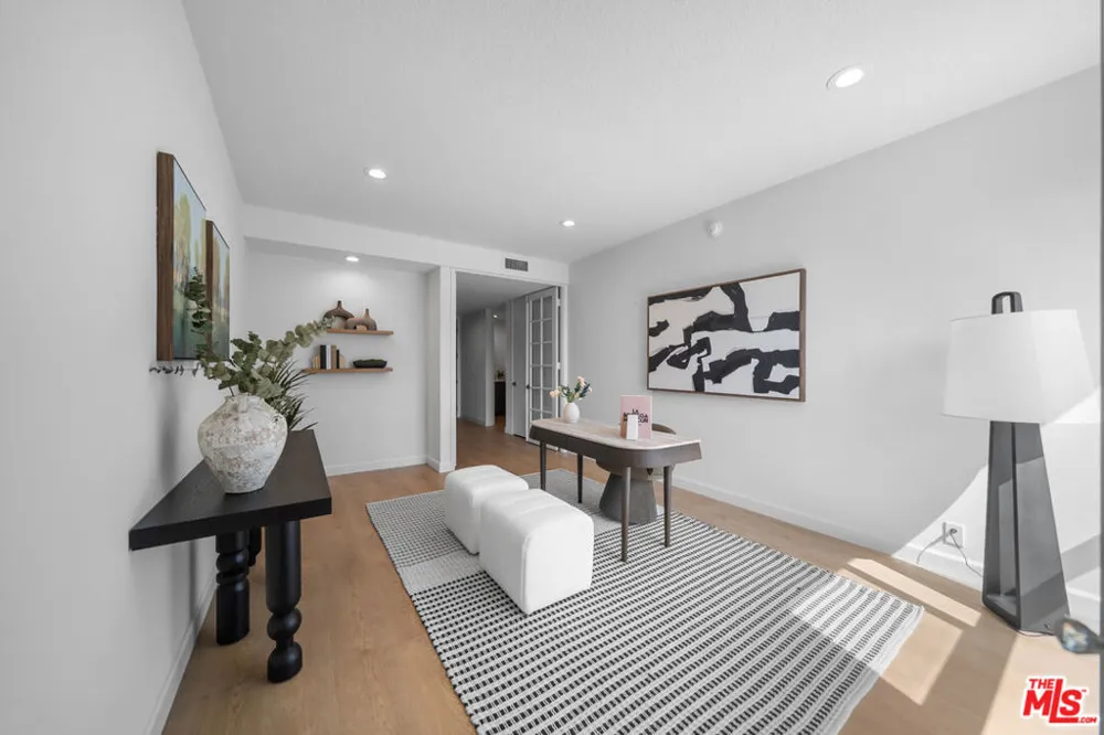 4477 Wilshire Boulevard #308 Los Angeles, CA 90010