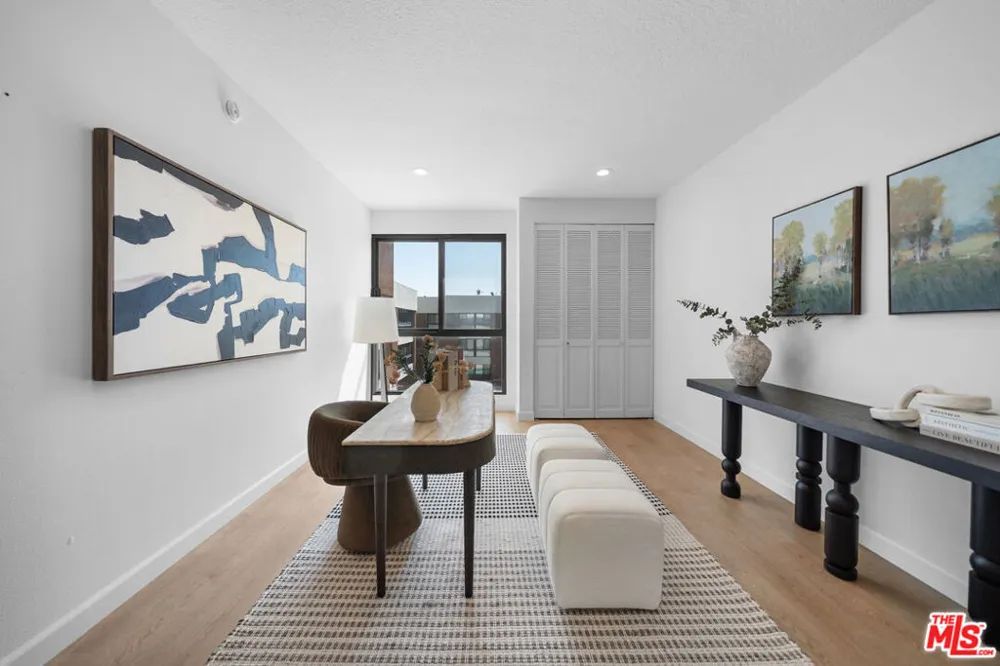 4477 Wilshire Boulevard #308 Los Angeles, CA 90010