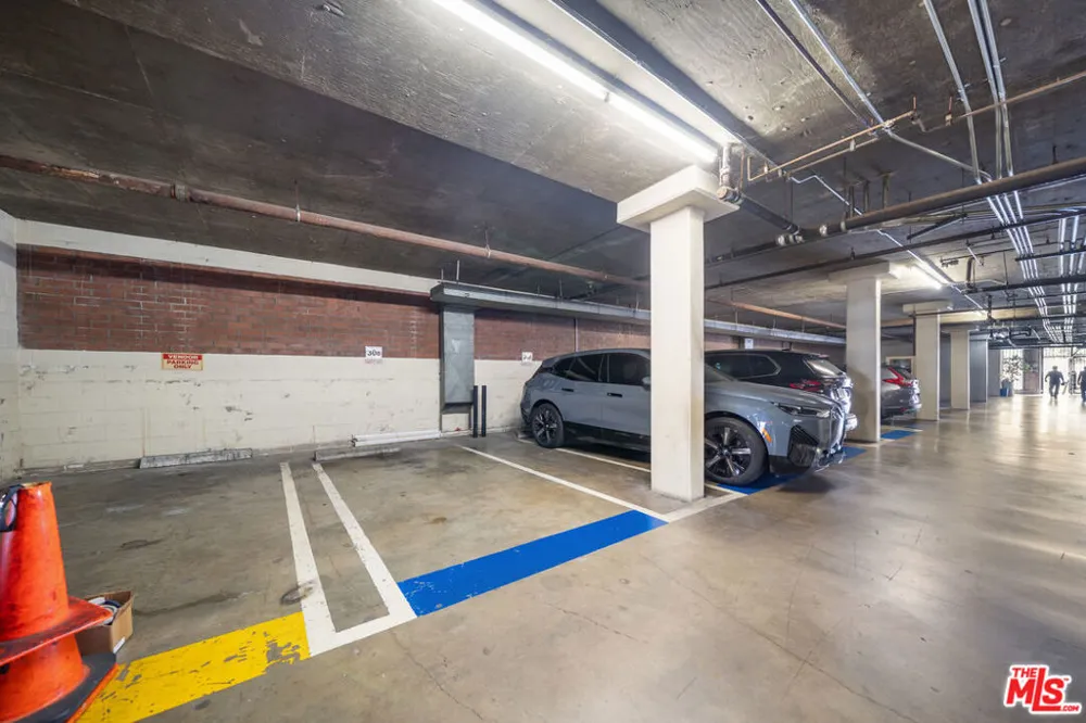 4477 Wilshire Boulevard #308 Los Angeles, CA 90010