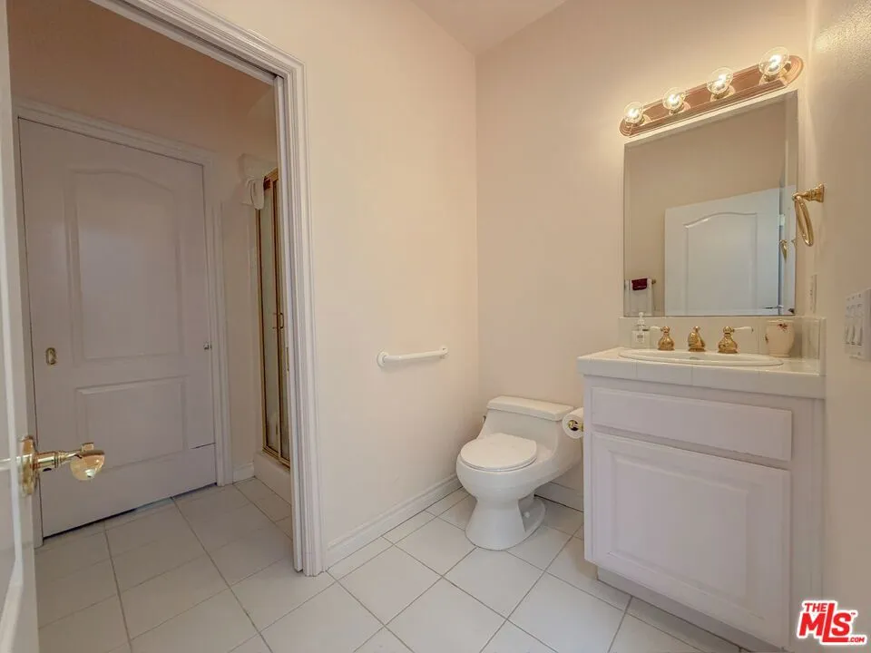 28342 Shadowland Circle Silverado, CA 92676