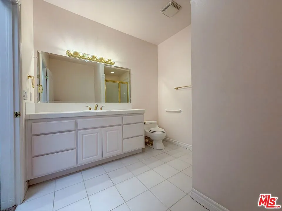28342 Shadowland Circle Silverado, CA 92676