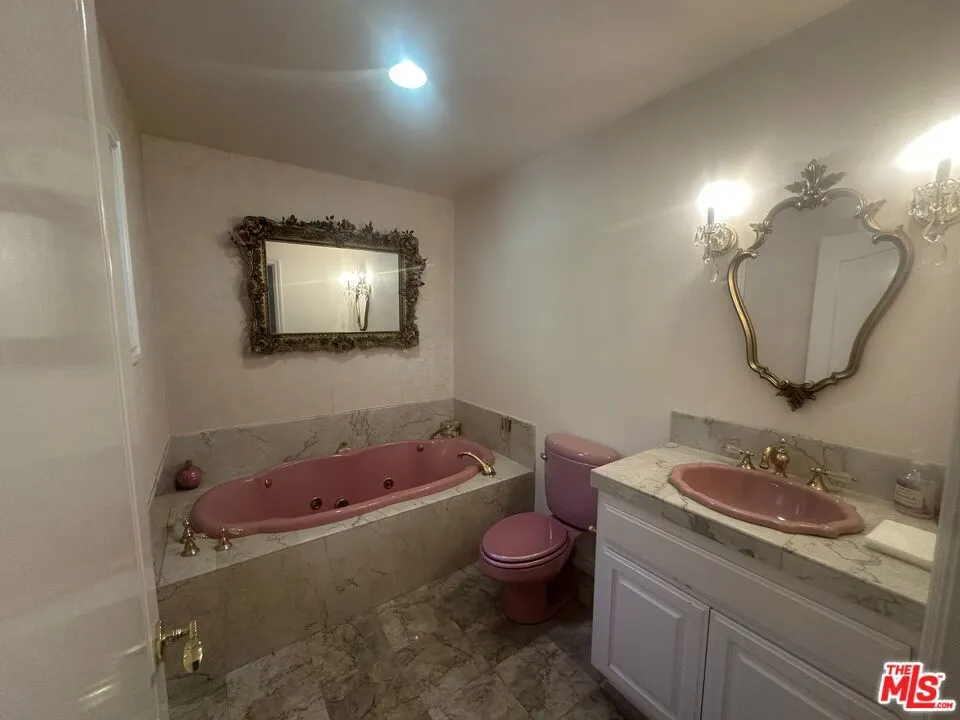 28342 Shadowland Circle Silverado, CA 92676