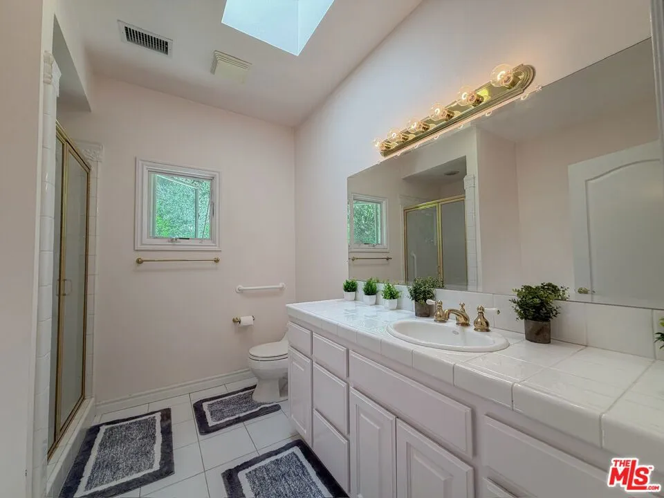 28342 Shadowland Circle Silverado, CA 92676