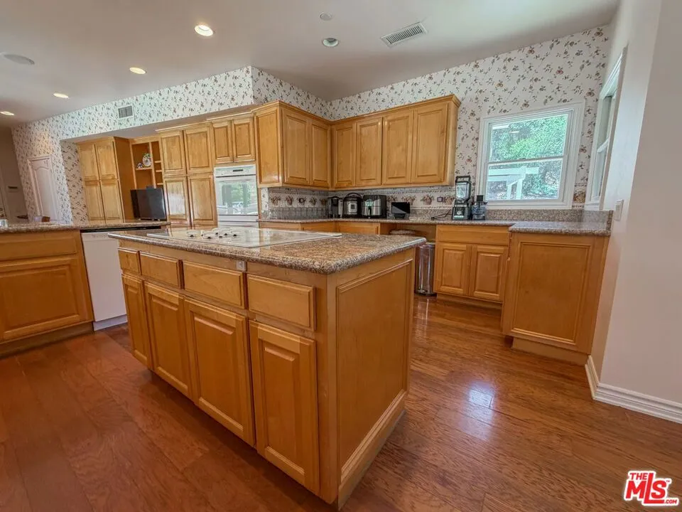 28342 Shadowland Circle Silverado, CA 92676